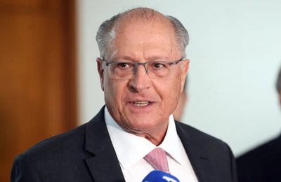 Alckmin conversa com secretário de Comércio dos EUA sobre tarifaço