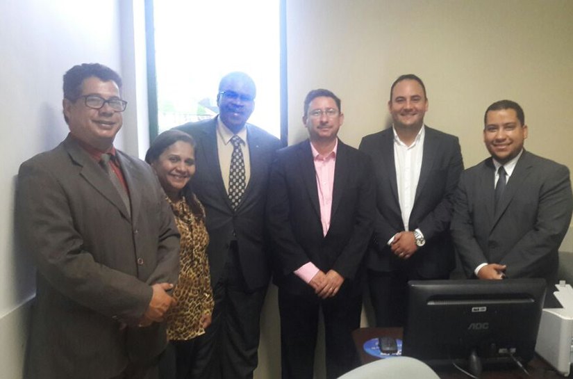 OAB entrega equipamentos à sala dos advogados do Fórum de Cacimbinhas