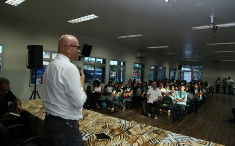 Jorge de Lima é homenageado nesta terça em Maceió; poeta também foi tema em União dos Palmares