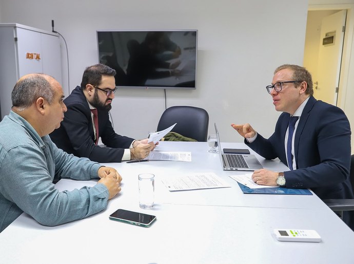 Comissão habilita casal para adoção internacional em Alagoas