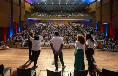 Governo de Alagoas recebe novos alunos do Ensino Médio da rede estadual