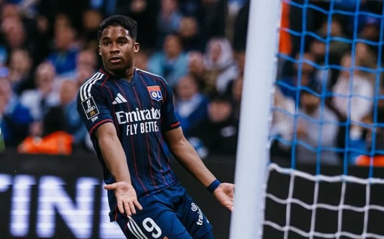 Endrick se vê mais perto da Copa e avalia boa fase no Lyon: 'Busco meu lugar toda semana'