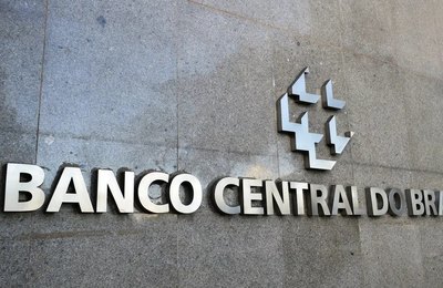 Mercado financeiro reduz projeção de inflação para 5,17% em 2025