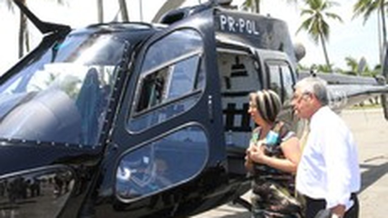 Governo entrega viaturas para CB e Grupamento Aéreo