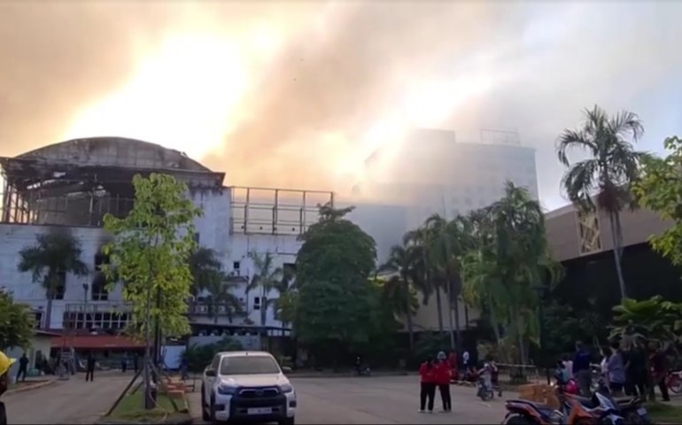 Incêndio em hotel-cassino no Camboja deixa ao menos 10 mortos