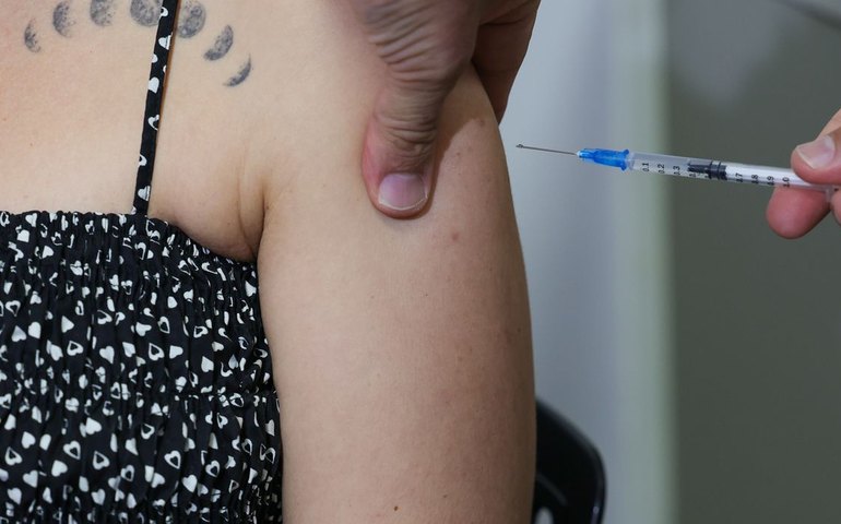 Capital paulista já vacinou mais de 11 mil gestantes contra o VSR