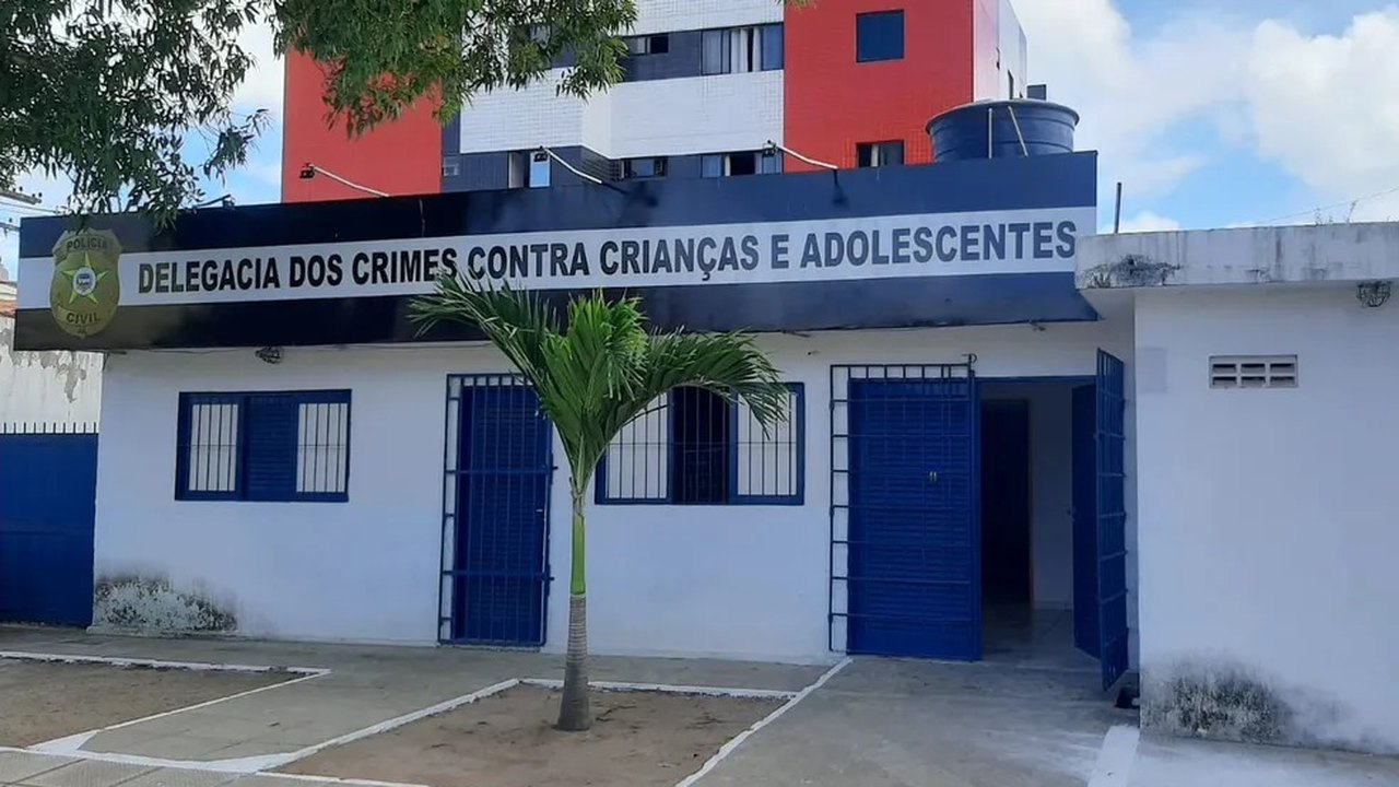 Polícia Civil prende homem que adquiria e armazenava imagens envolvendo pornografia infantil