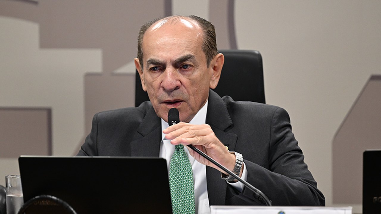 Comissão do Senado aprova licença de 2 dias para pai de natimorto