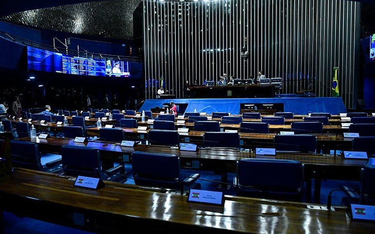 Senado aprova abril como mês da conscientização sobre Parkinson