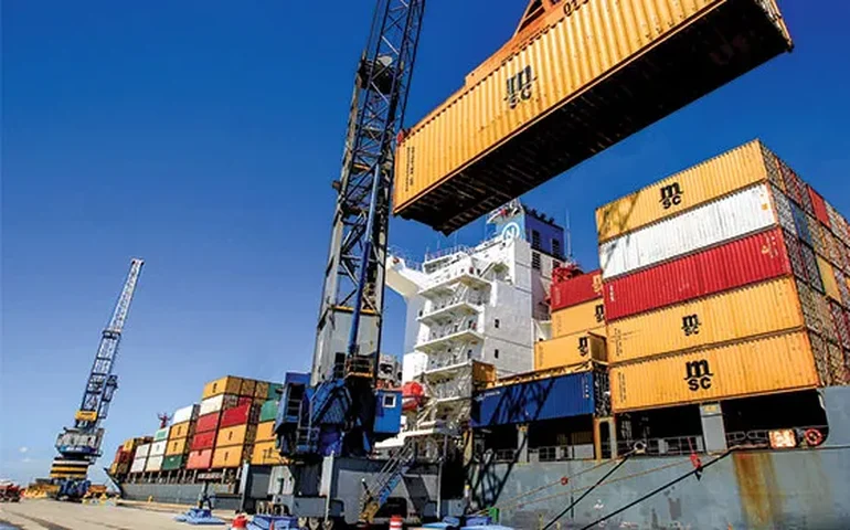 Superávit na 1ª semana de outubro é de US$ 1,02 bilhão