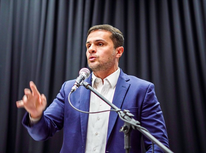 Deputado Alexandre Ayres reforça cobrança por melhorias no abastecimento de água em Marecha durante audiência pública