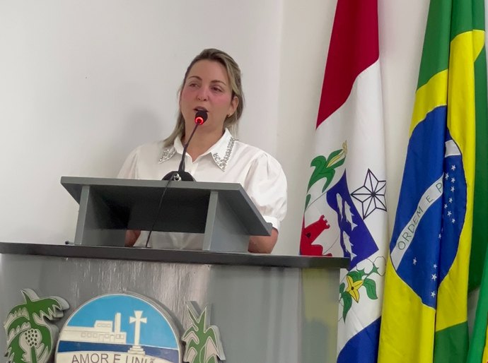Thais Canuto apresenta mais um projeto de lei para a causa animal em Pilar