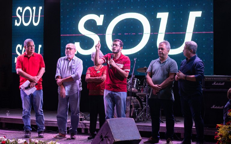 Em ato festivo, PCdoB celebra 100 anos em Alagoas