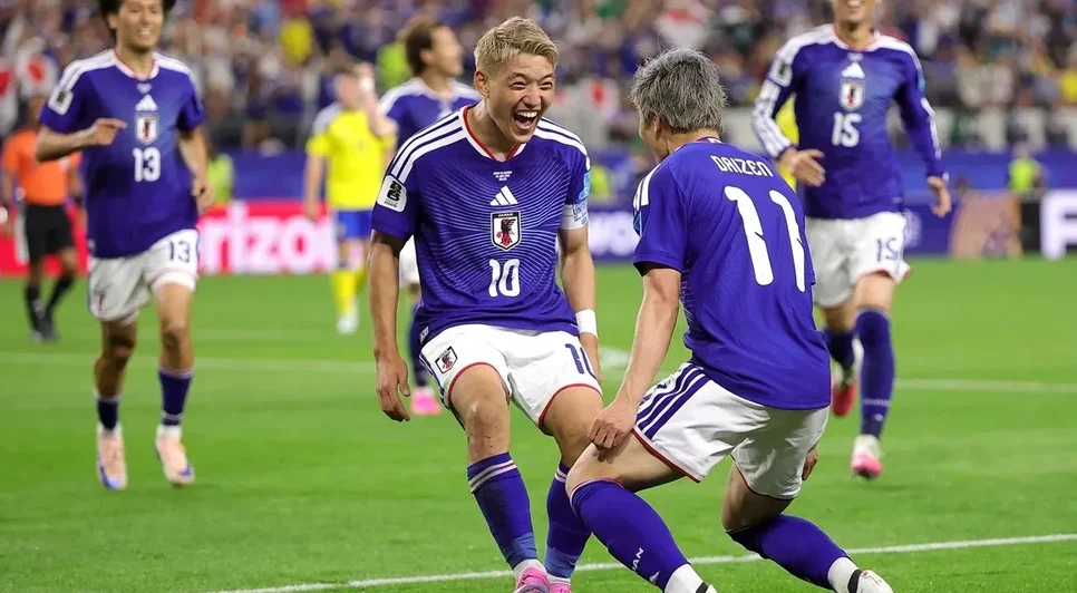 Japão empatou em 1 x 1 com a Suécia nessa quinta (25/6), ficou na 2ª colocação do Grupo F e enfrentará a Seleção Brasileira no mata-mata - Foto: Getty Images