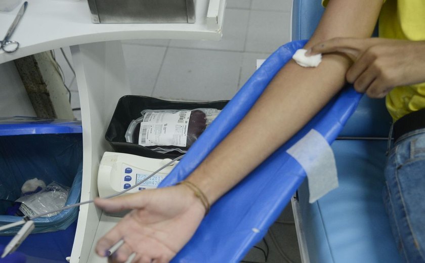 Campanha de incentivo à doação de sangue marca Dia Mundial do Doador