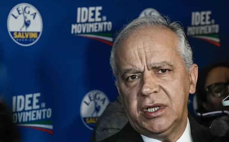 Ministro italiano descarta presença de agentes do ICE no país