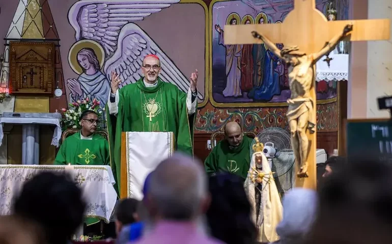 Cardeal denuncia duplo padrão da comunidade internacional com Israel e Rússia