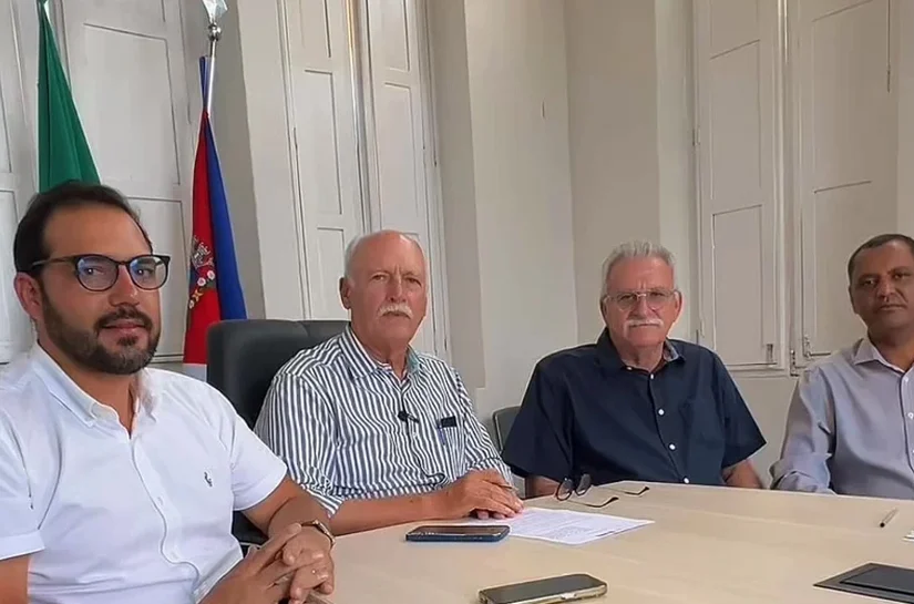 Quebrangulo: Manoel Tenório garante '15º salário' e injeta R$ 3,7 milhões na Educação