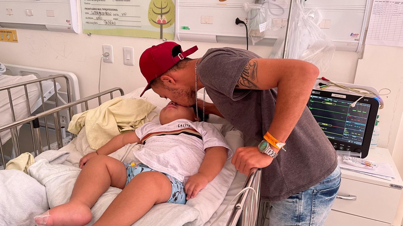 Hospital da Criança de Alagoas concede alta médica a criança que ficou nove meses internada para tratamento