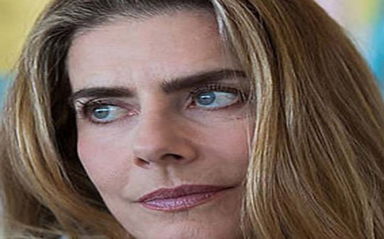 Maitê Proença dá palestra motivacional para mulheres em Palmeira dos Índios