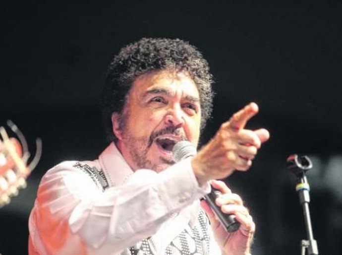 Programa Aplauso relembra trajetória do cantor Luiz Ayrão