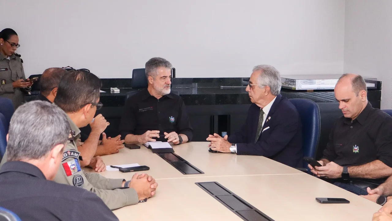 Presidente do TRE/AL realiza visita institucional à SSP com foco na segurança das Eleições 2026