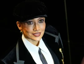 Jennifer Lopez traz o brilho de uma diva enquanto a Dolce & Gabbana renova sua herança siciliana