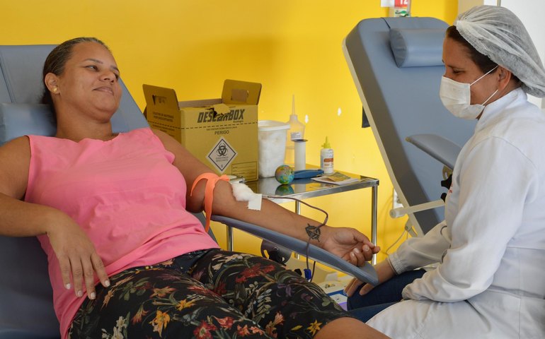 Hemoal inicia Semana Mundial do Doador de Sangue com coletas externas em Arapiraca e Maceió