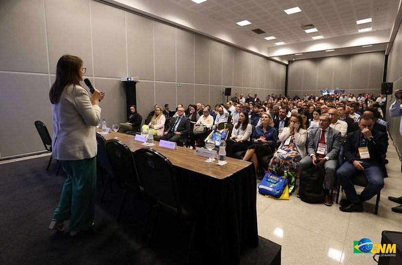 Painel da XXVI Marcha destaca estratégias de captação de recursos e uso de ferramentas para Municípios