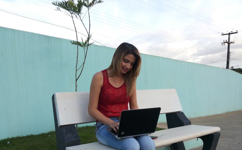 Veridiano Almir implanta praças digitais com internet grátis em Feira Grande