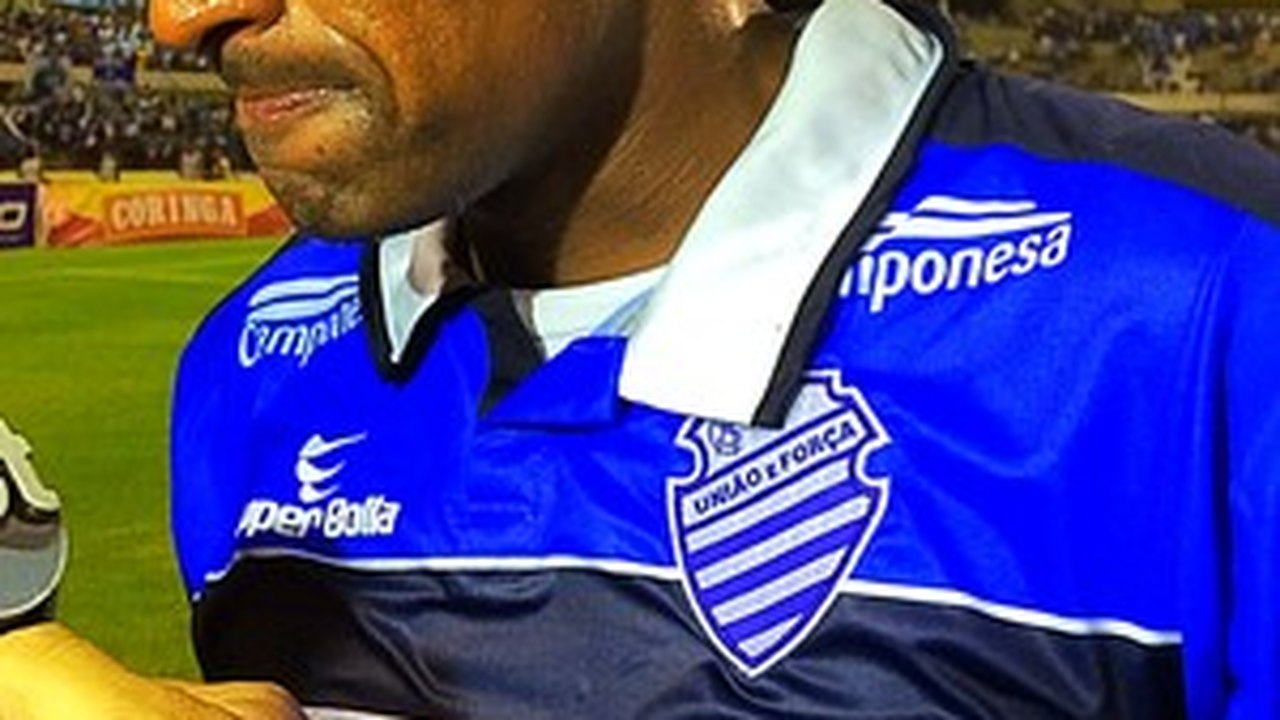 Após empate, Obina não vê CSA pressionado por decidir título no RJ