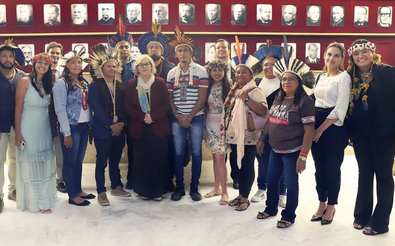 Presidente do Supremo visita indígenas em Tabatinga