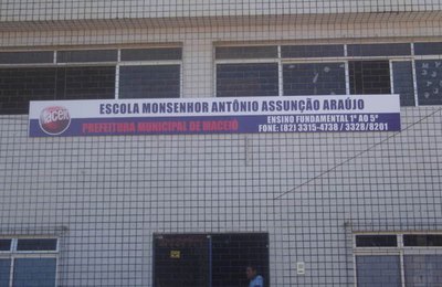 Aldo Loureiro solicita ao prefeito JHC e ao secretário da Semed melhorias para escola na Serraria 