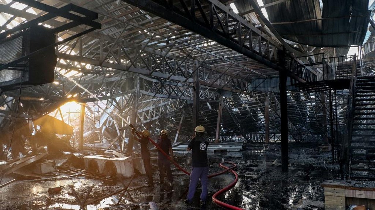Incêndio em parque de diversões na Índia deixa 27 mortos, entre eles 4 crianças