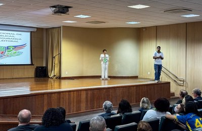 Juíza do TJAL palestra sobre inteligência artificial nas eleições