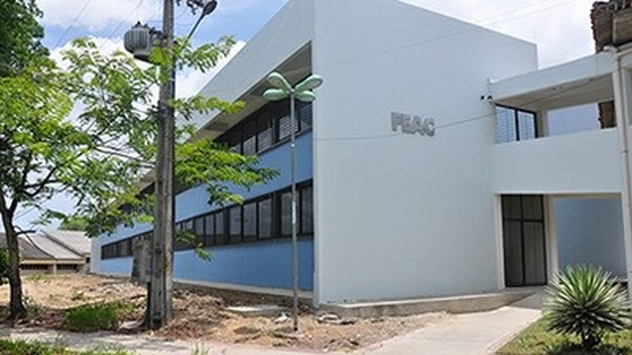 Empresa Júnior da Ufal realiza evento para jovens empreendedores
