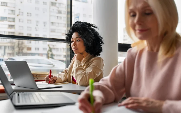 Planejamento financeiro amplia autonomia feminina e ajuda a romper ciclos de violência