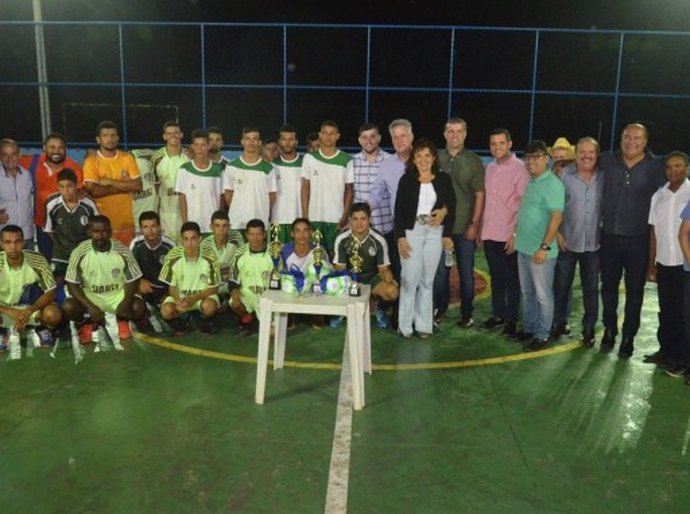 Coruripe: quadra poliesportiva é inaugurada no povoado Alto Piauí