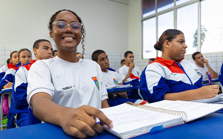 Provas para admissão no Colégio Tiradentes acontecem em Maceió e Arapiraca neste domingo