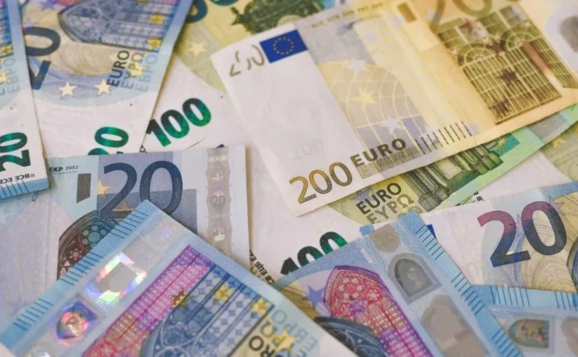 PIB da zona do euro cresce 0,3% no 1º trimestre, confirma revisão