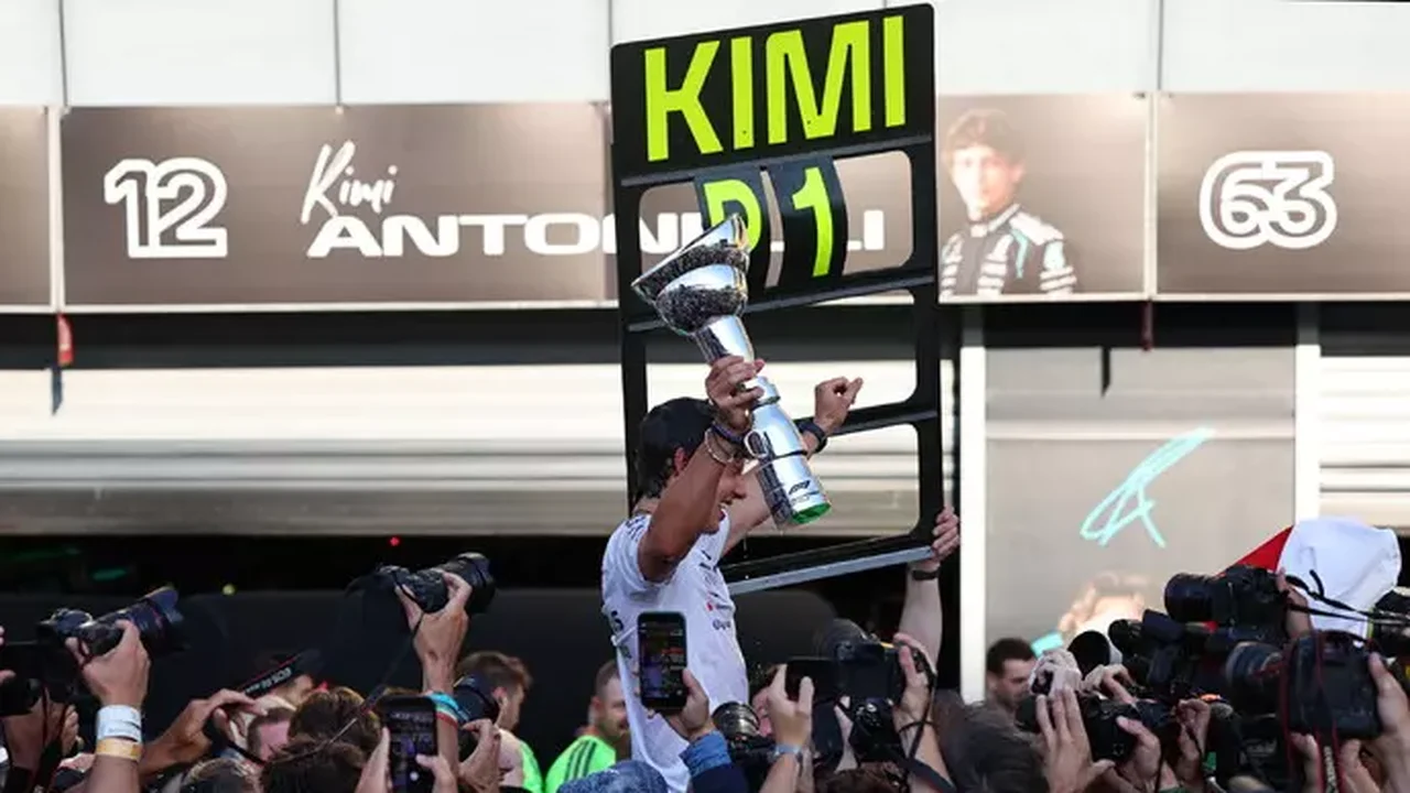 Kimi Antonelli desconversa sobre eventual futuro na Ferrari