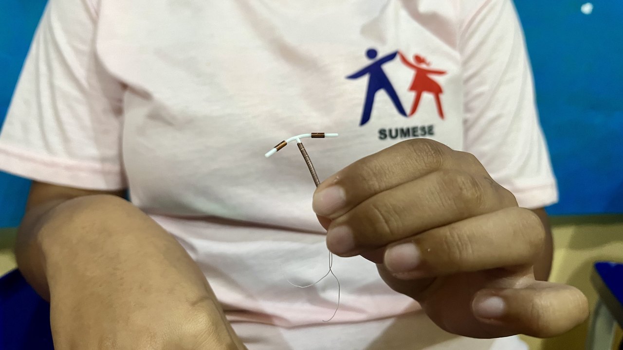Adolescentes em medida socioeducativa participam de palestra sobre planejamento reprodutivo