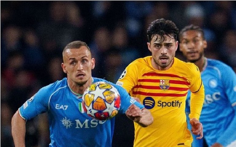 Barcelona desperdiça chances e acaba castigado com o empate do Napoli na Liga dos Campeões