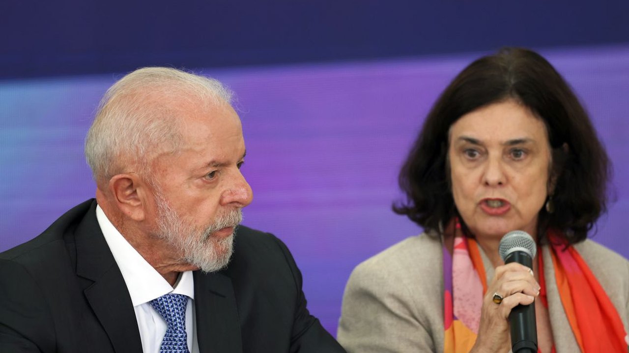 Brasil antecipa campanha contra dengue após 6,5 mi de casos em 2024