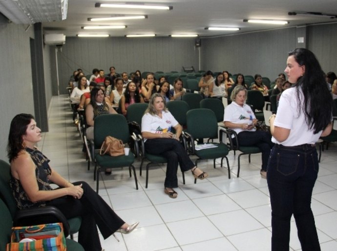 Governo capacita gestores para ampliar programas sociais no Agreste