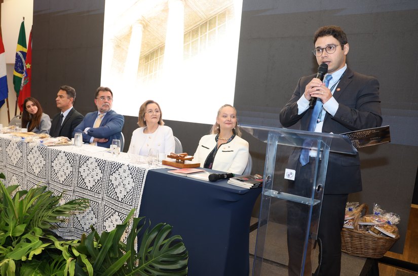 Com foco em produção científica e relatos institucionais, 28ª edição da Revista do MPAL é lançada no Congresso Nacional do Tribunal do Júri