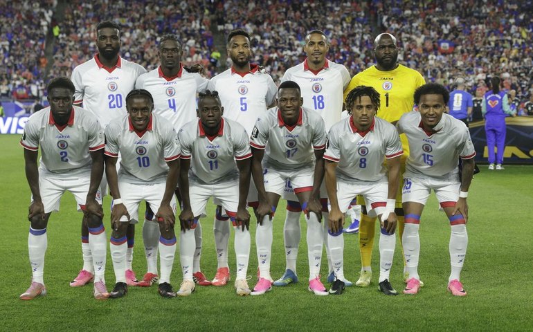 Rival do Brasil na Copa, Haiti celebra a esperança em meio à crise