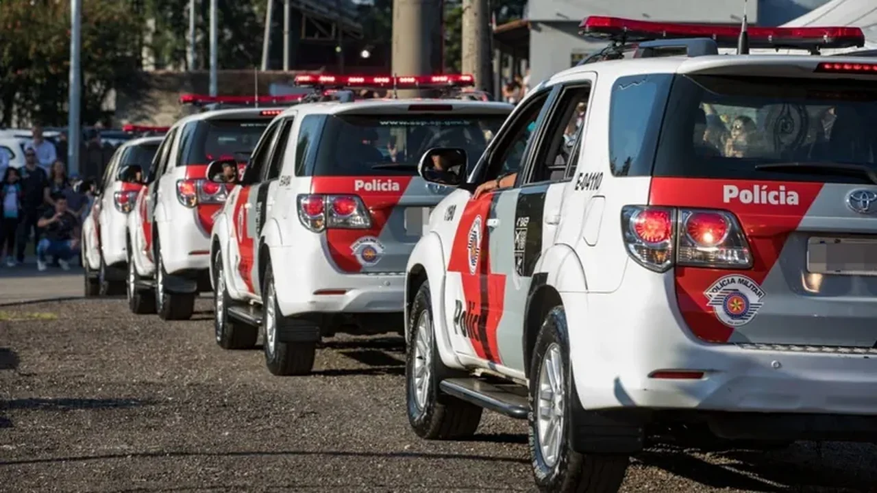 Corregedoria da PM investiga por que policiais envolvidos em morte de mototaxista deixaram câmeras corporais dentro da viatura