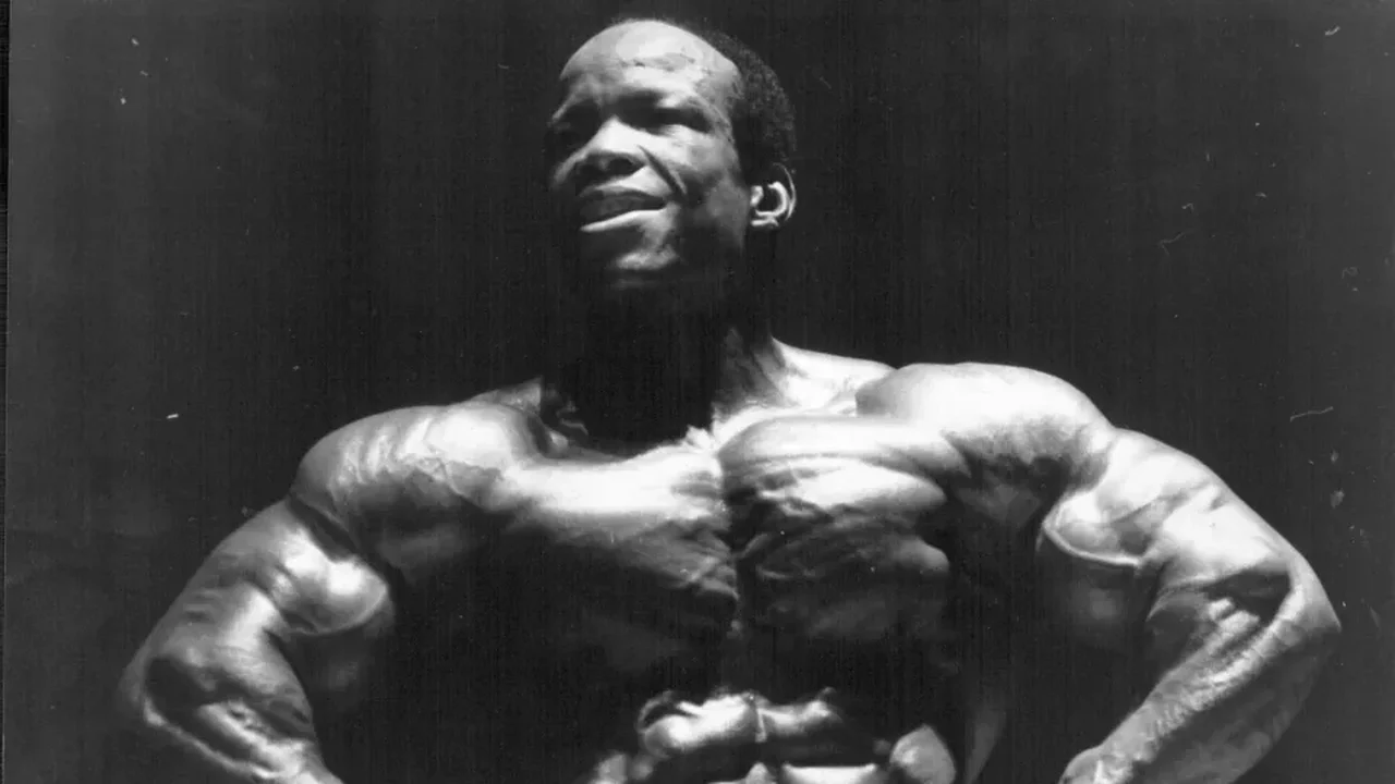 Lenda e pioneiro do fisiculturismo, Albert Beckles, o 'O Imortal', morre aos 95 anos