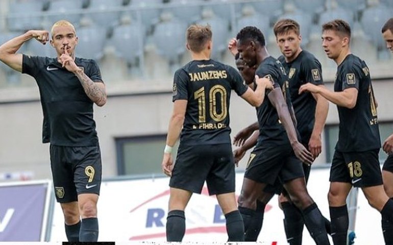 Artur brilha, Rony quebra jejum e Palmeiras aniquila Cerro Porteño pela Libertadores